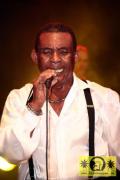 Ken Boothe (Jam) and The Caroloregians - Potsdamer Ska Festival - Lindenpark, Potsdam 12. Juli 2008 (11).jpg